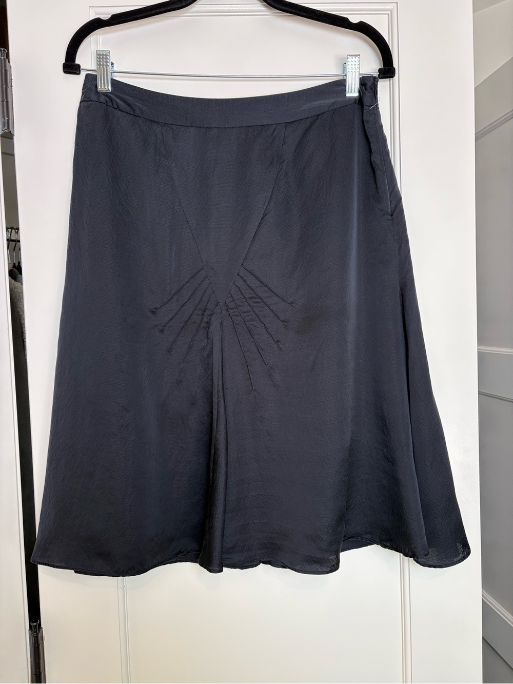 Banana Republic Black Silk Midi A-Line Skirt (6)